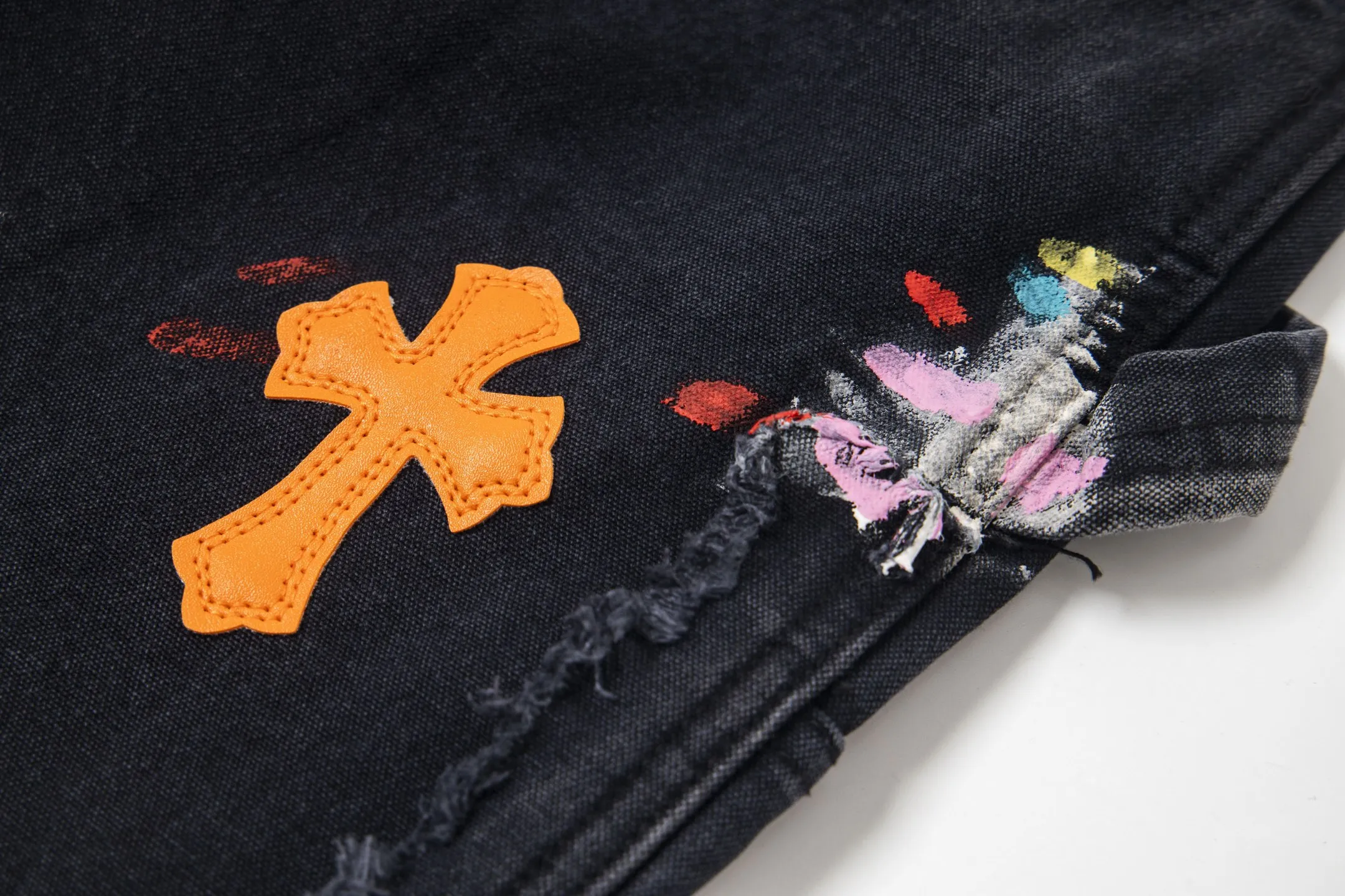#8176 P260💰 Independent GALLERY DEPT. Vintage splash-ink splicing black and orange cross loose washed flared jeans - truly restore the ultimate vintage texture - original hardware accessories washed and other elevators, QR code analysis are all purchased from the original factory, high degree of restoration, you are welcome to compare with a certain product ~ - three-dimensional version Loose and comfortable, not picky about the figure, tall and slim, factory Seiko, original factory quality control, same style for men and women, can be matched with couples, versatile recommendation Essential jeans for all seasons - sizes: 28 30 32 34 36